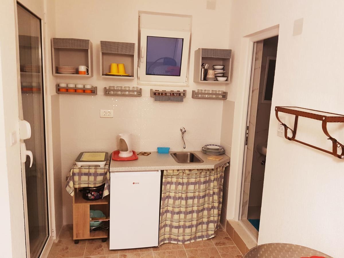 Tufio Apartmani Улцинь Экстерьер фото